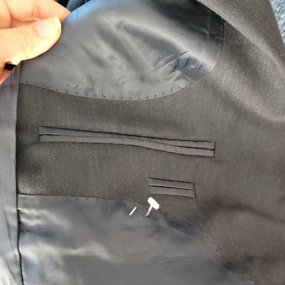 Jos. A Bank Classy 2 Button Suit Jacket ~  Sz 42 ~ Black ~ Lined - Picture 7 of 9